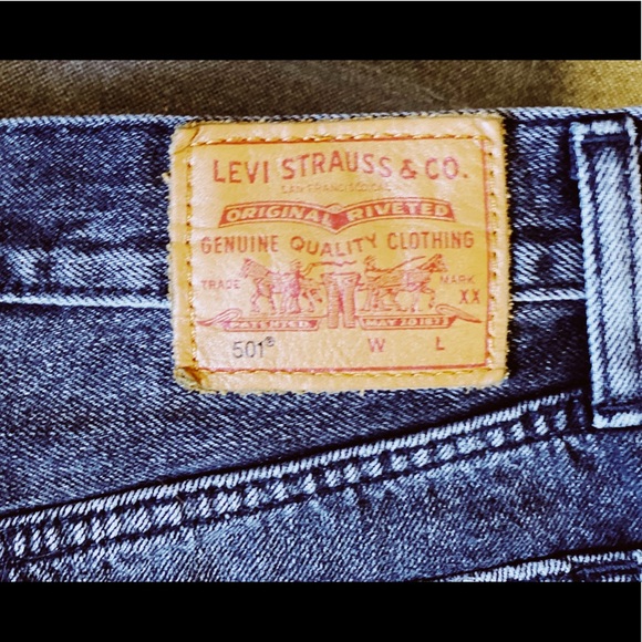 Levi’s 501 Cutoff Shorts - Picture 4 of 4